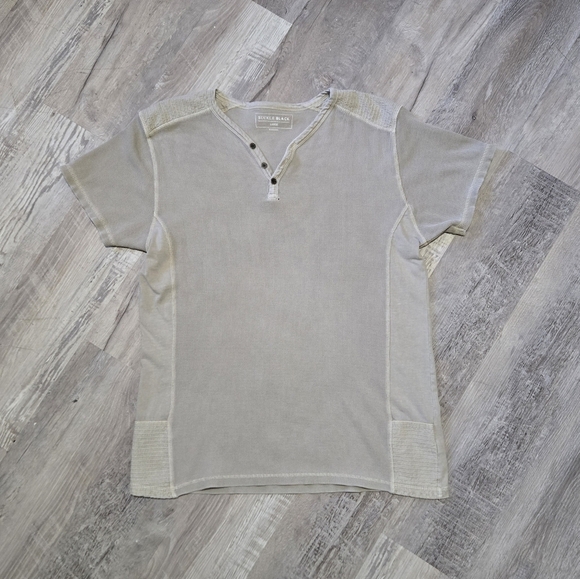 Buckle Black Men's Athleisure Shirt Size Large Short Sleeve Tan Short Sleeve - Picture 11 of 13